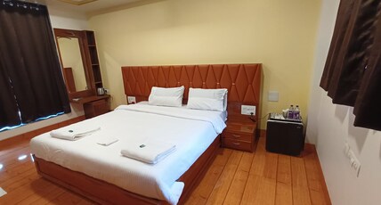 Kubers Residency Room Type - Deluxe Room