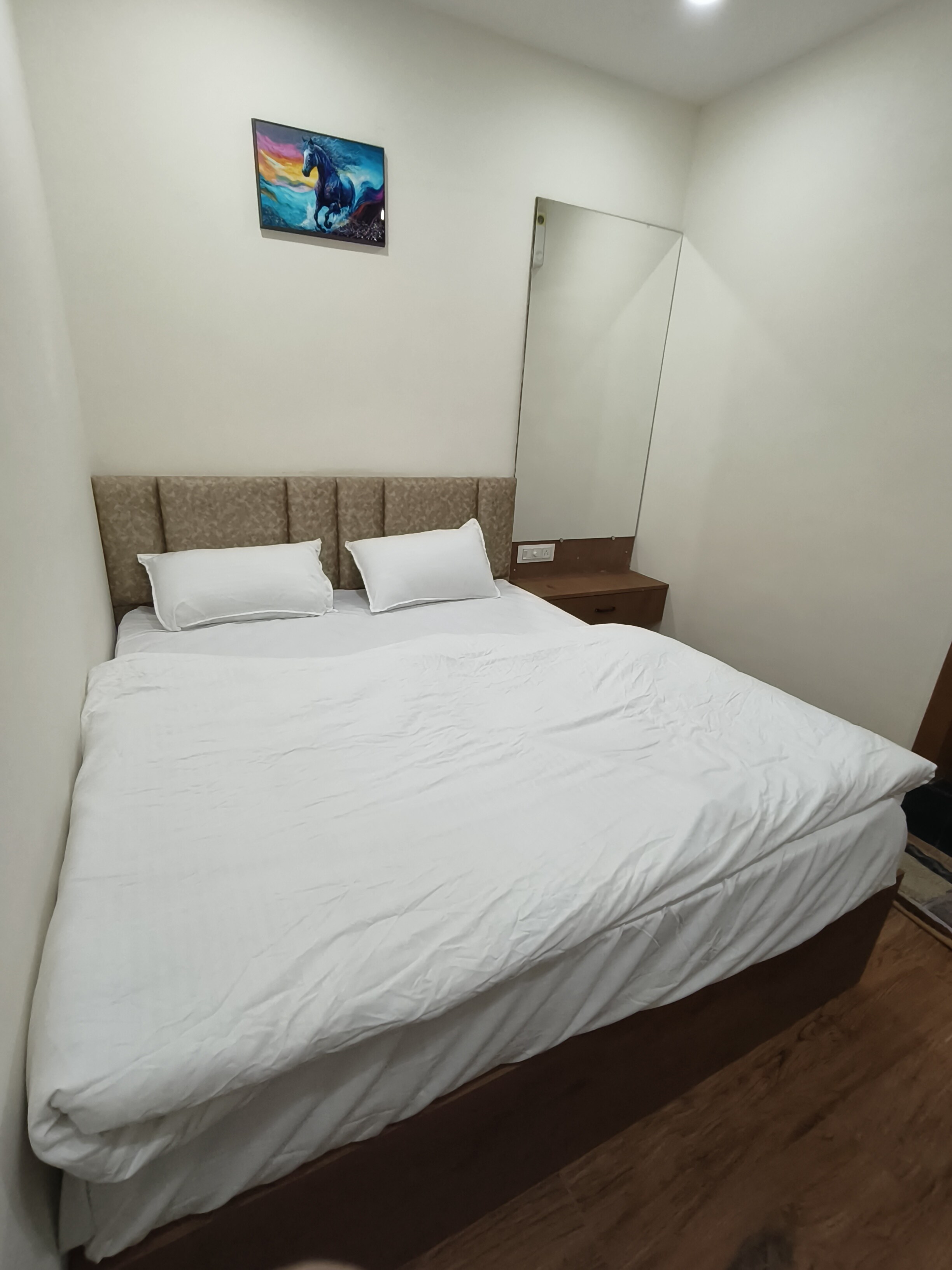 Hotel Shivaarambh Homestay - Tap to explore photos