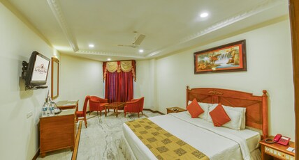 Le Royal Park Room Type - Deluxe room  (King or Twin Bed)