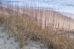 Holiday Inn Express NAGS HEAD OCEANFRONT