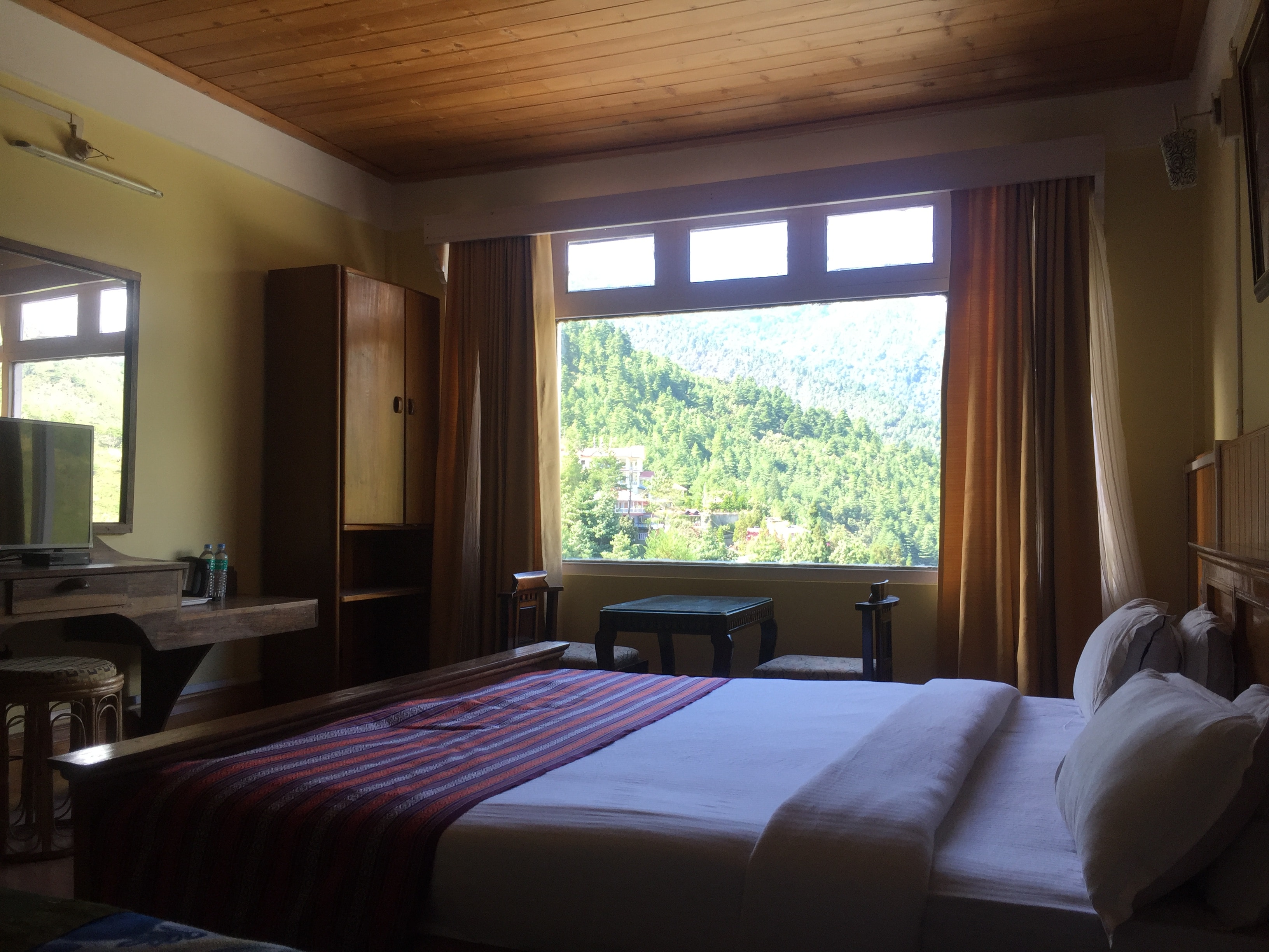 Pemaling Lords Inn Dirang - Tap to explore photos