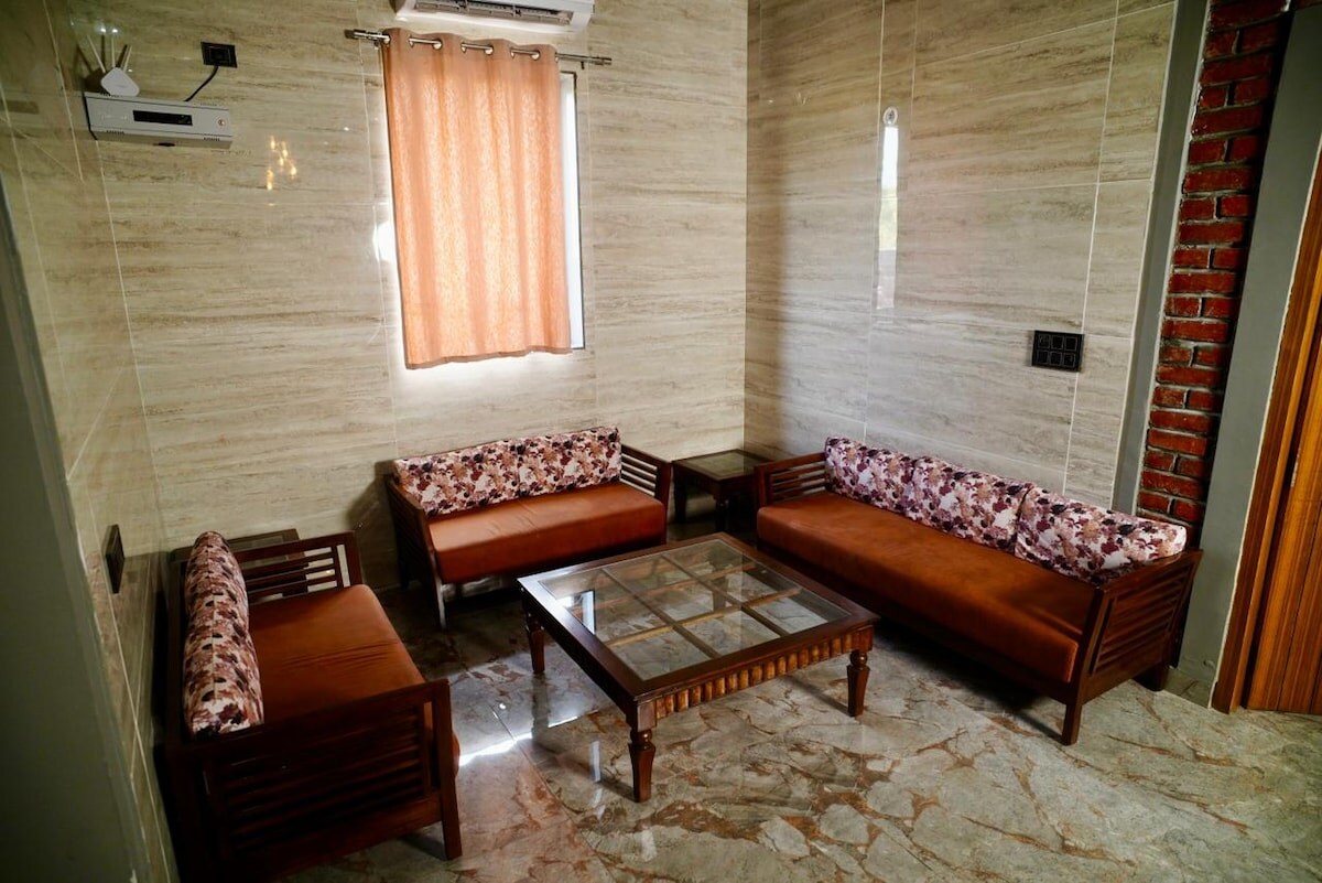 StayEasy Jim Corbett Villa - Tap to explore photos