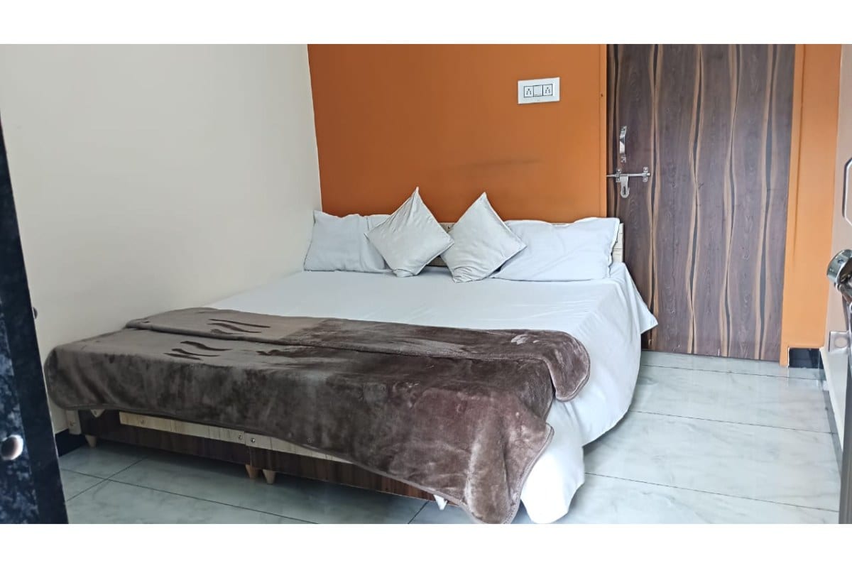 Honey Home Stay Ujjain - Tap to explore photos