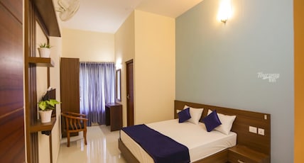 Tourway Inn Room Type - Deluxe Room