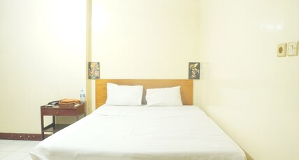 Hotel O Wisma Ribas Syariah Room Type - SPOT ON Double
