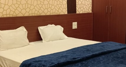 Hotel Pearl Inn Room Type - Deluxe Room