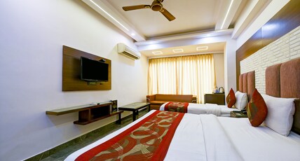 Hotel Sohana Palace near New Delhi Railway Station & Connaught Place Room Type - Deluxe Triple Room