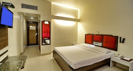 Hotel Ashish Plaza Room Type - Deluxe AC Room
