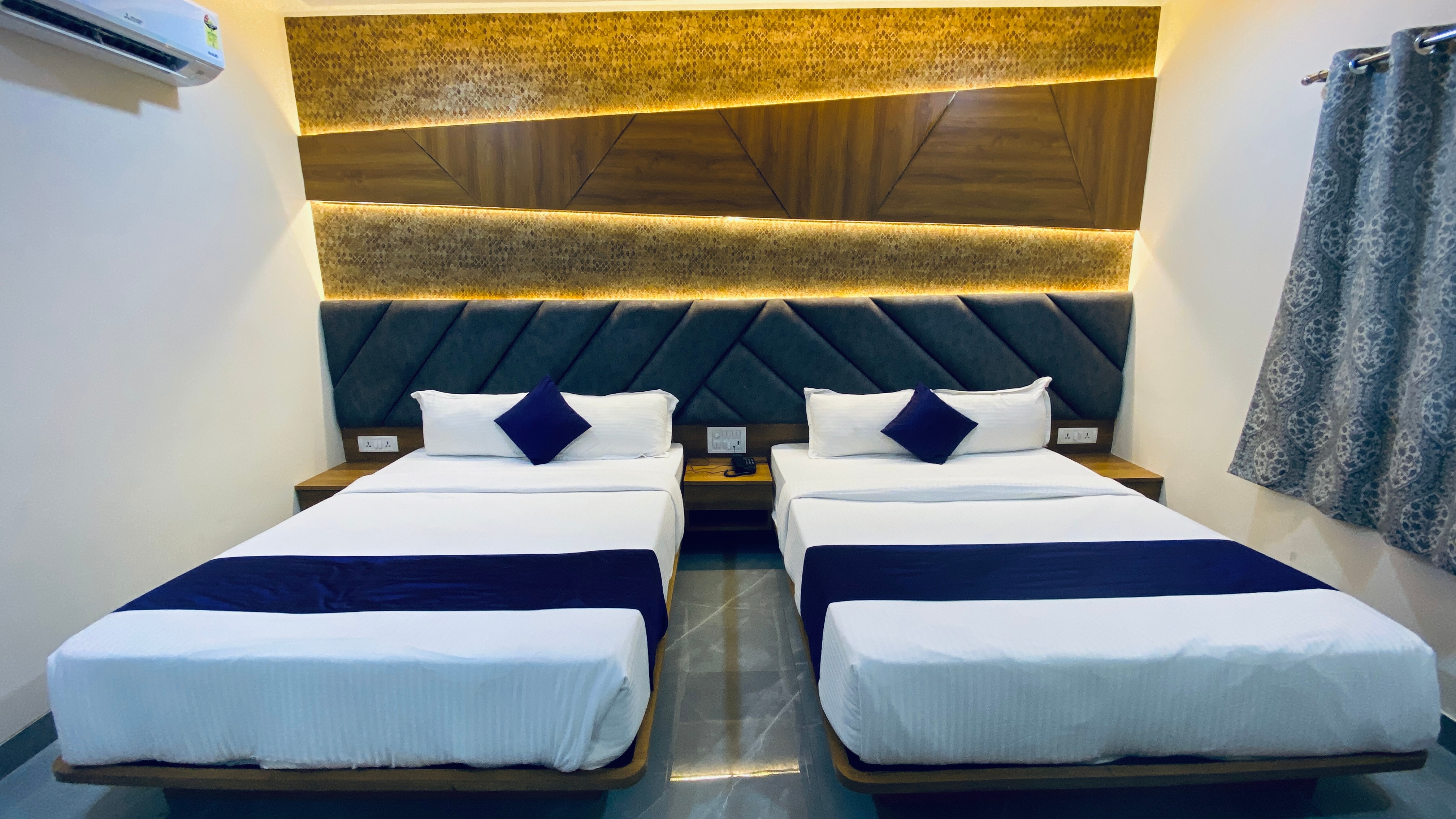 Hotel BKC Gold View Near Bandra Kurla Complex - Tap to explore photos