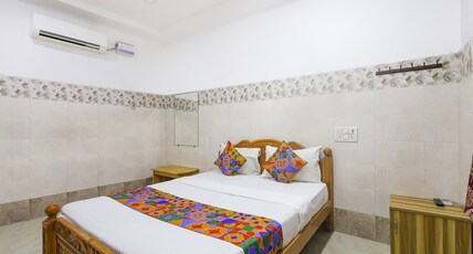 Via NR Residency Room Type - Deluxe Room
