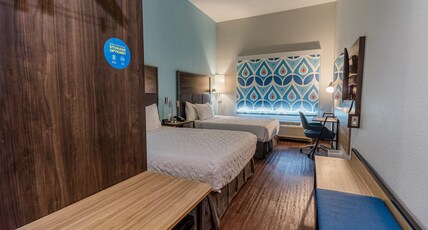 Tru by Hilton McKinney Room Type - 2 QUEEN BEDS