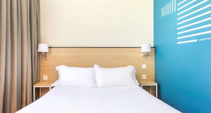Best Western Armor Park Dinan Room Type - 1 Double 1 Single, Non-Smoking, Superior Room, Air-Conditioned