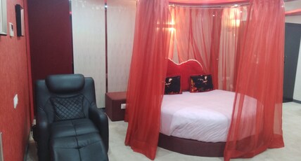 SN Blu Hotel Room Type - Honeymoon Suit Room