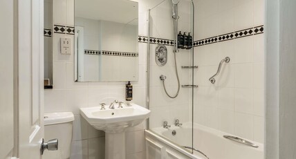 Mercure Blackburn Dunkenhalgh Hotel & Spa Room Type - Classic double or twin room Mercure Blackburn Dunkenhalgh Hotel & Spa Room Type - Classic double or twin room
