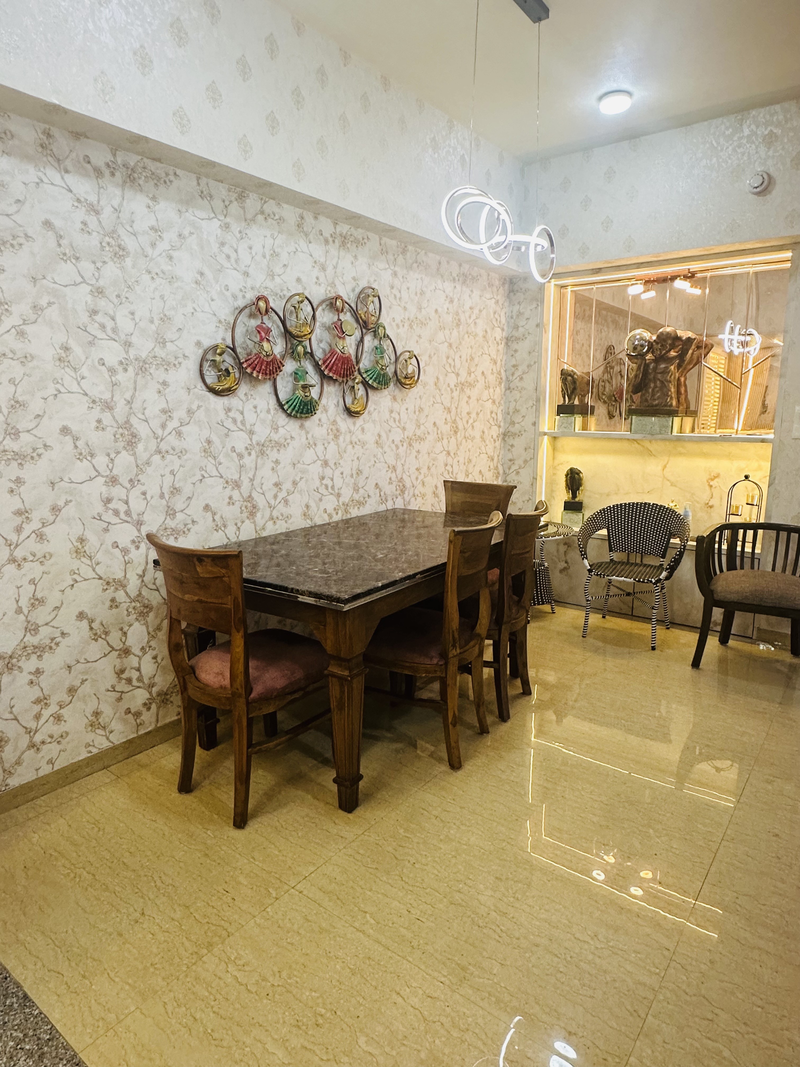 The Royal Retreat Suite - 2BHK A Perfect Getaway - Tap to explore photos
