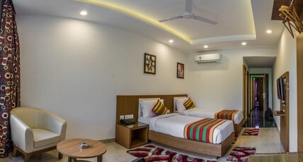Hotel Suktara International Room Type - AC PREMIUM ROOM WITH BALCONY
