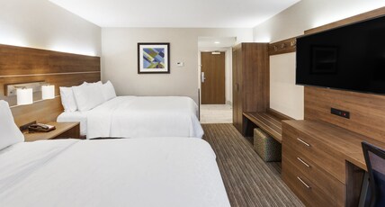 Holiday Inn Express Hotel & Suites Providence-Woonsocket Room Type - 2 Queen Beds Standard