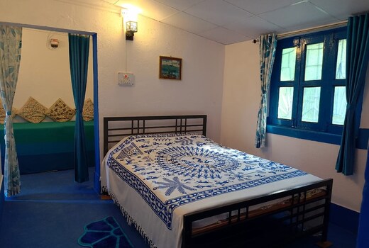 Casa Blue Heritage Farmstay McCluskieganj