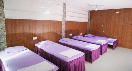 Akash Yatri Niwas Room Type - AC Dormatory - Shared Type