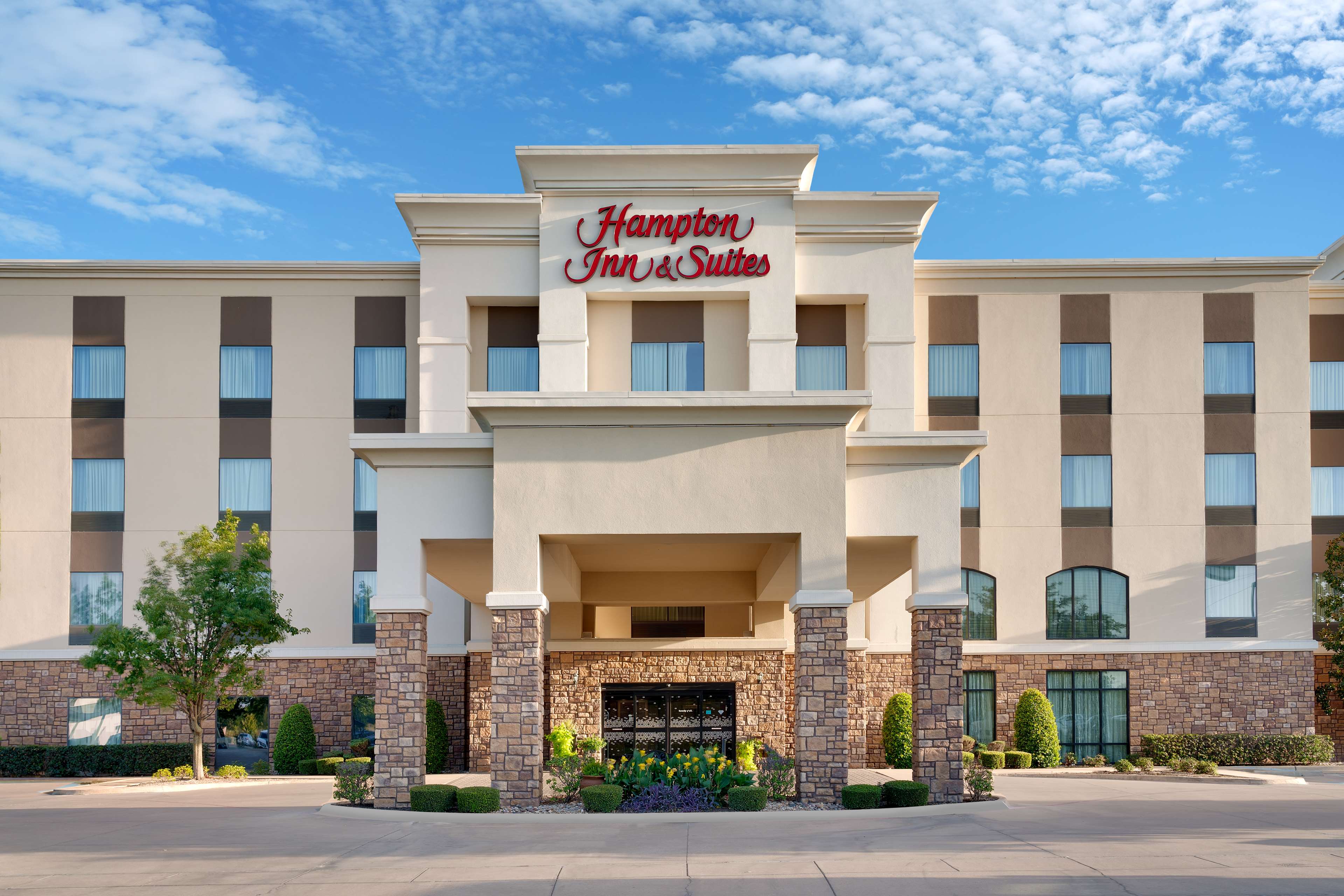Hampton Inn & Suites Ft. Worth Burleson - Tap to explore photos