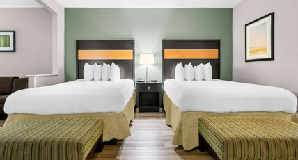 Best Western Executive Suites Room Type - 2 Queen Beds, Non-Smoking, Oversized Room, 42 Inch Lcd Television, High Speed Internet Access, Micro