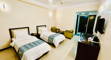HOTEL YUVRAJ DX Room Type - Deluxe Twin HOTEL YUVRAJ DX Room Type - Deluxe Twin