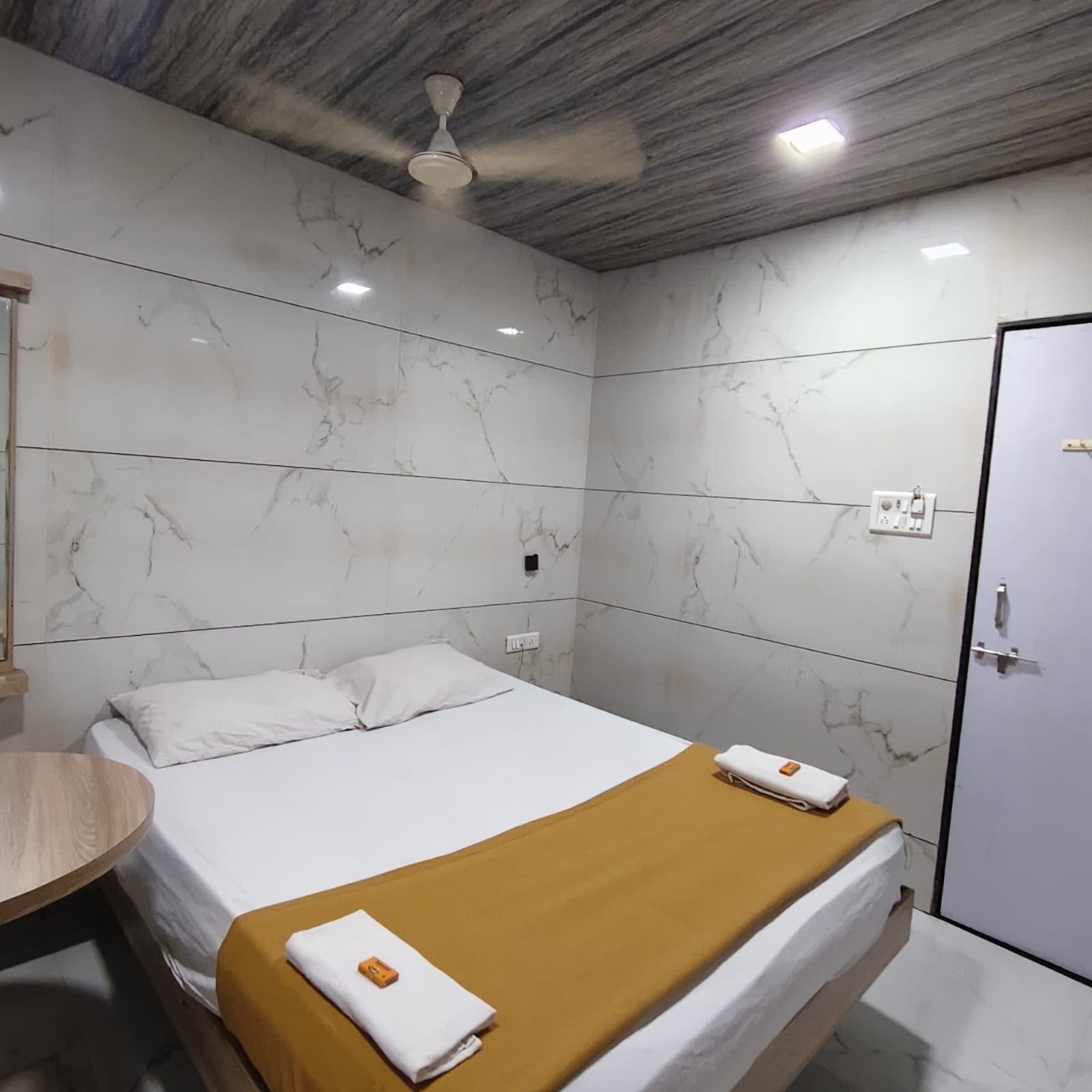 Sai Lodging And Boarding - Tap to explore photos