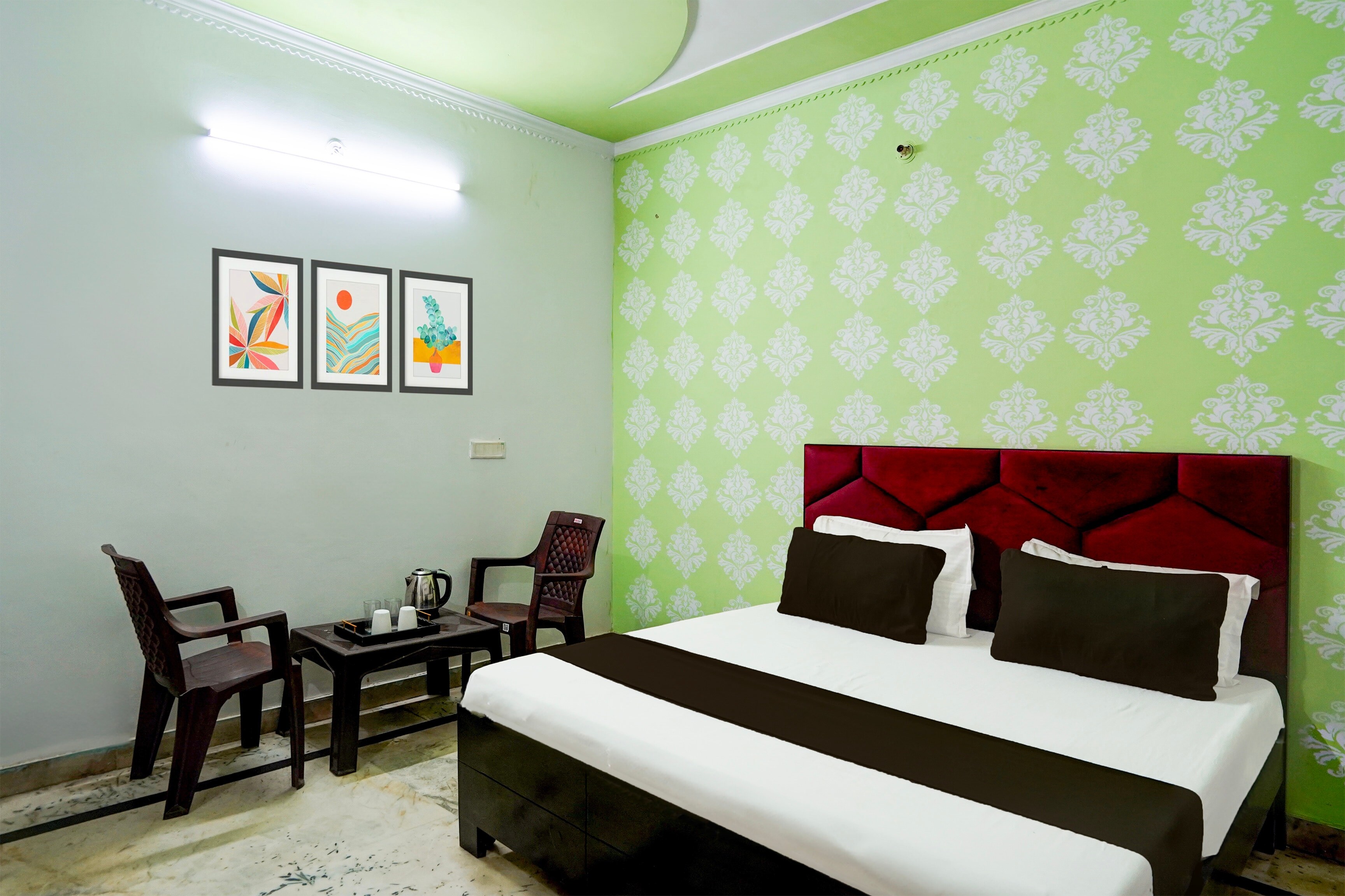 Hotel O Zoom Hotels - Tap to explore photos