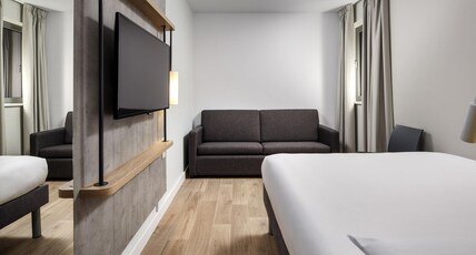 ibis Budget Beauvais Airport Hotel  Room Type - Family Room for 4 people