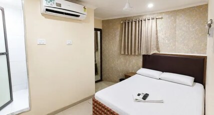 FabHotel Bala's Residency Room Type - Deluxe Room