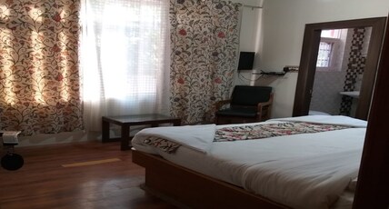 Hotel Pearl Continental Srinagar Room Type - Deluxe Room