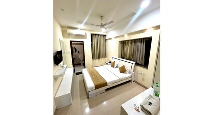 FabHotel La Banian Room Type - Premium Room