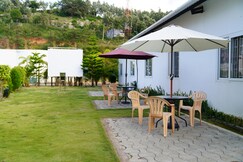 MOONWALK RESORTS - A Heavens Gate