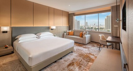 Millennium Hilton Bangkok Room Type - KING FAMILY ROOM