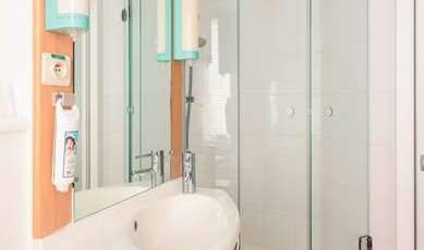 ibis Antwerpen Centrum Room Type - Room with 1 double bed equipped with the new bedding