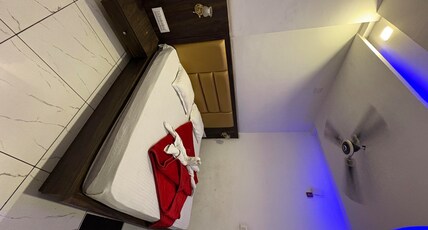 Sher-E Punjab Hotel & Restaurant Room Type - Standard Room