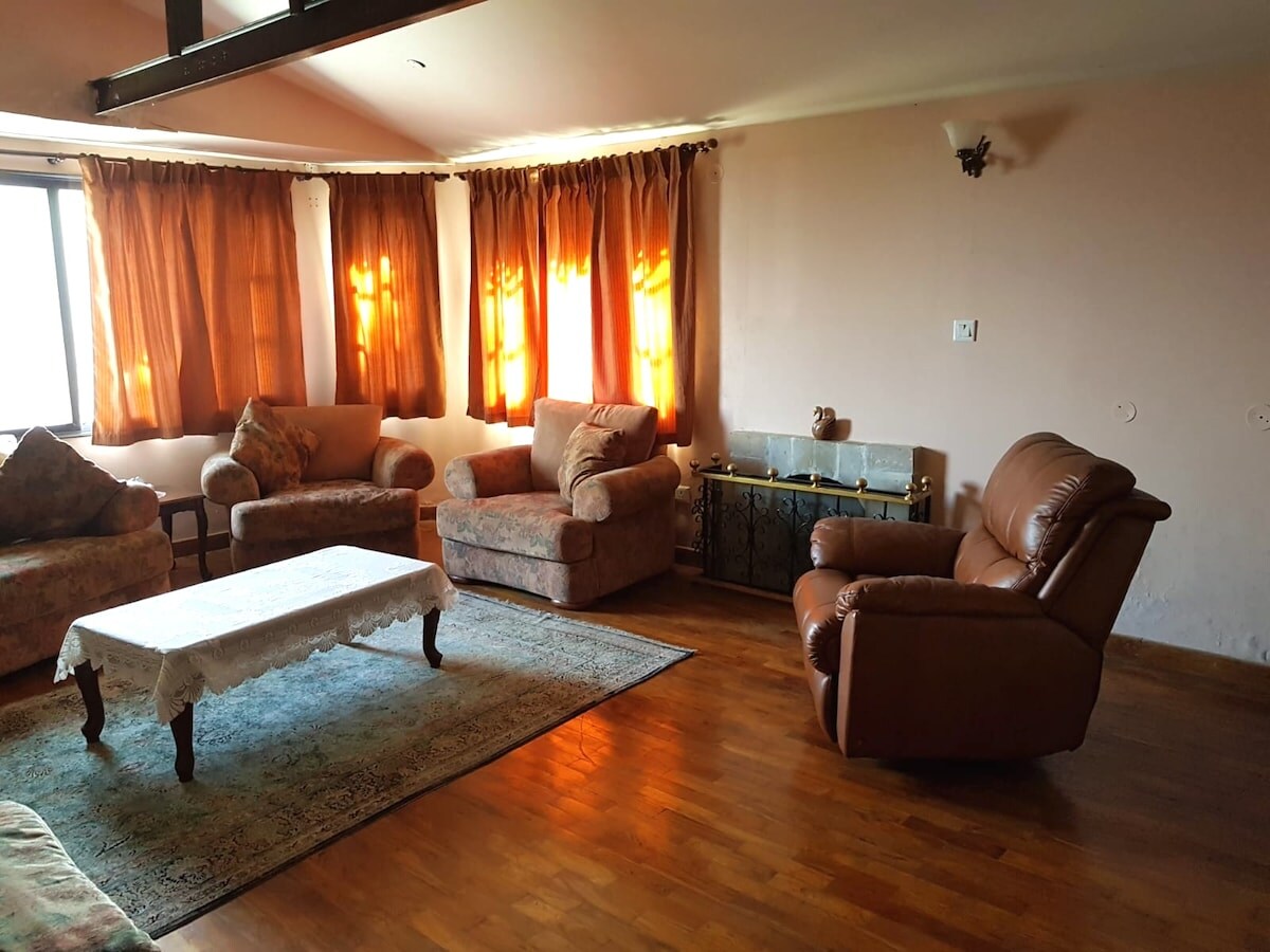 Shant Kuti A Luxury Cottage With A Superb View - Tap to explore photos