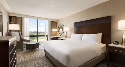 Hilton Fort Collins Room Type - 1 KING BED