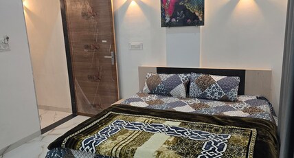 Raj Palace Hotel And Restaurant Room Type - Bedroom 4