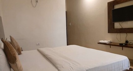 Hotel M L Palace Room Type - AC Room