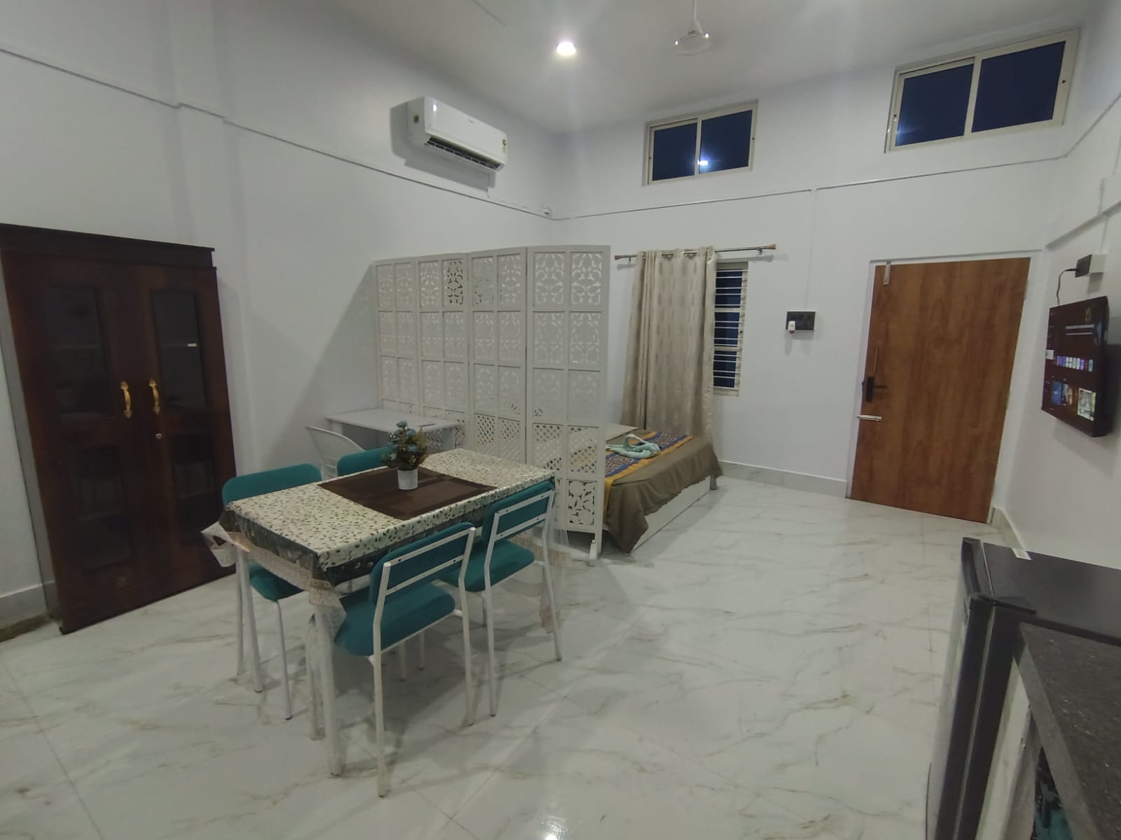 Lakhimpur Central Homestay - Tap to explore photos
