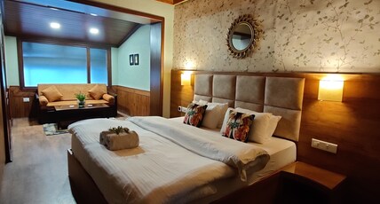 Hotel Mount View (Centrally Air Conditioned) Room Type - Super Deluxe(Centrally Heated)