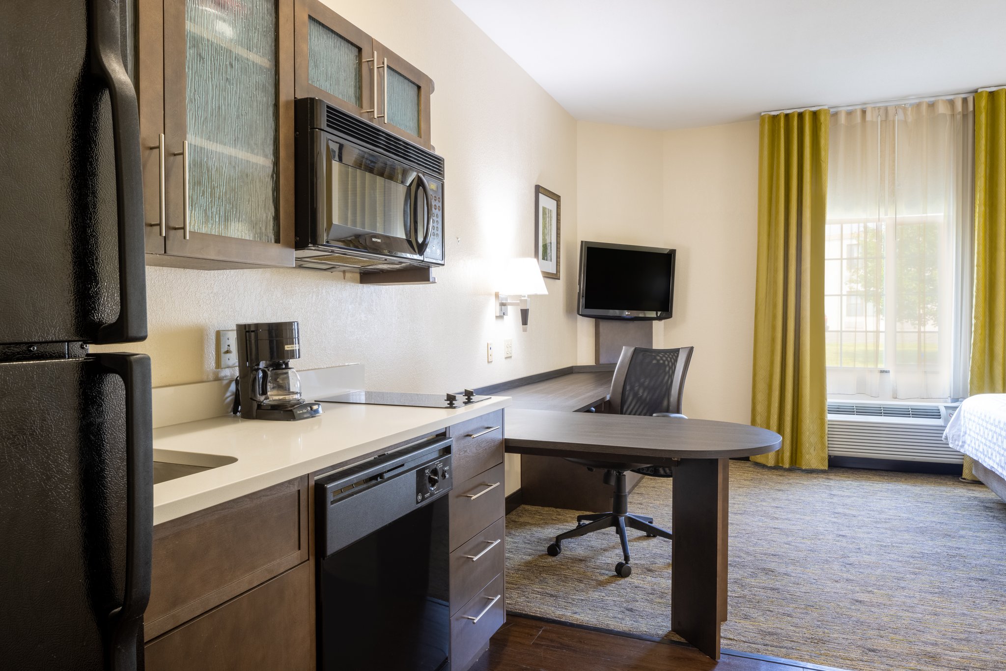Candlewood Suites WINDSOR LOCKS BRADLEY ARPT, an IHG hotel - Tap to explore photos