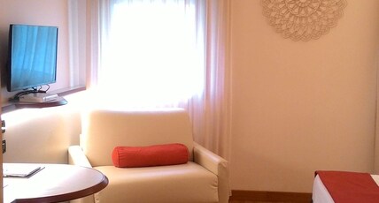 Best Western Hotel Solaf Room Type - 1 King Bed, Triple Room With Single Sofabed