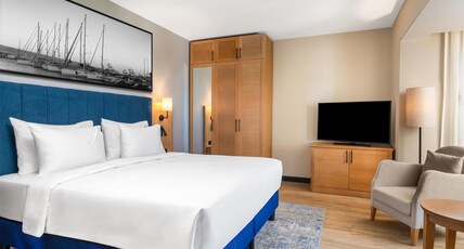 Radisson Blu Resort & Spa, Cesme Room Type - Suite - Sea View Radisson Blu Resort & Spa, Cesme Room Type - Suite - Sea View