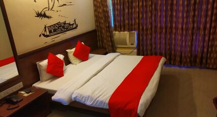 HOTEL ALPHA Room Type - A.C.Deluxe