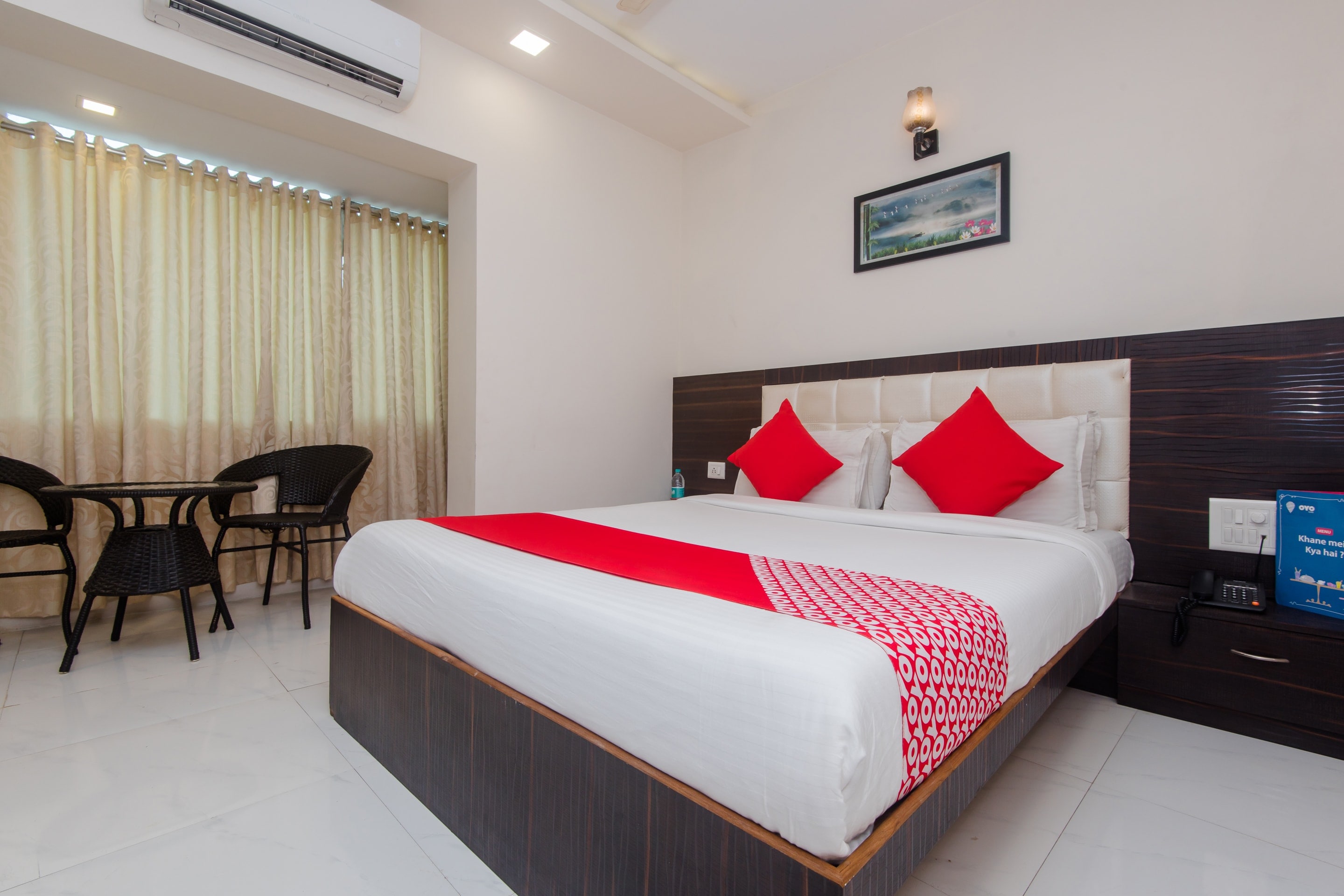 Hotel O Alfa Grand Near Chhatrapati Shivaji International Airport - Tap to explore photos