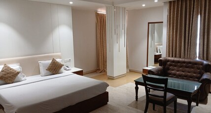 Hotel Bhoomi Vilas Room Type - CLUB WITH BALCONY ROOM