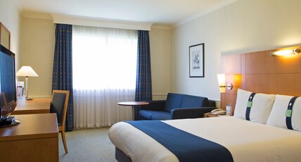 Holiday Inn Guildford Room Type - 1 Double Standard