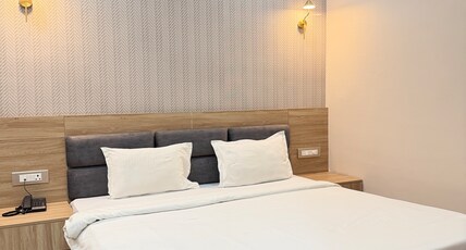 The Hotel Phoenix Inn Room Type - Deluxe Room
